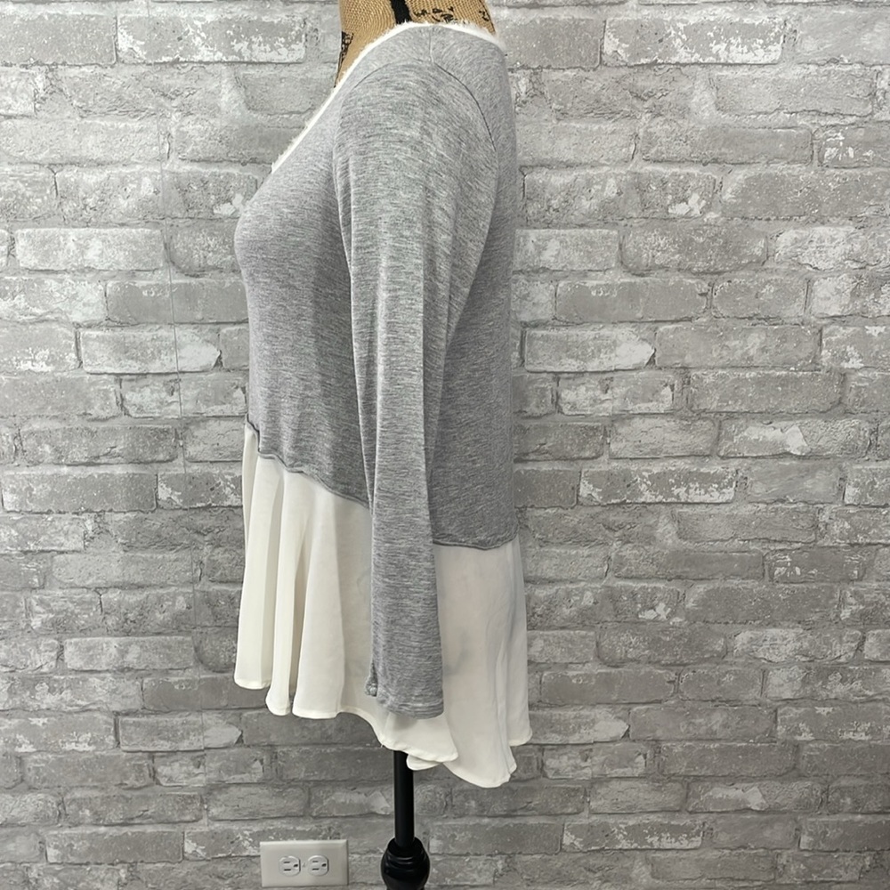 MIXXOLOGY Eyelash Pullover Top - Picture 3 of 5